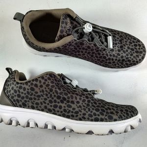 Propet light weight woven upper speed laces Women's Size 8.5